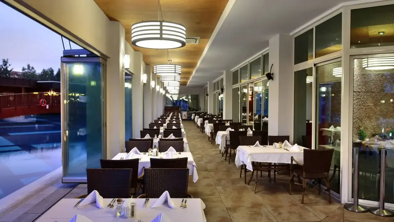 Sunis Evren Beach Resort & Spa