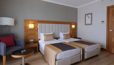 Sunland Resort