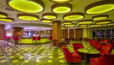 Sunmelia Beach Resort & Spa
