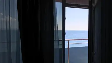 Sunny Bay