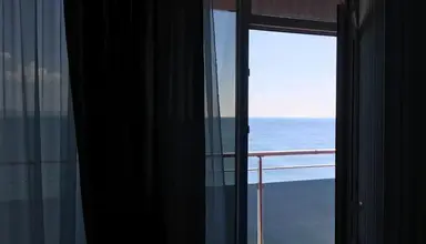 Sunny Bay