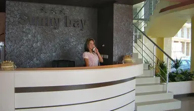 Sunny Bay