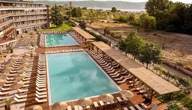 Sunny Beach Club