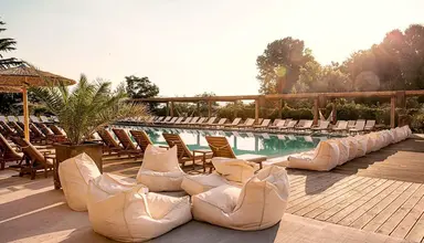 Sunny Beach Club