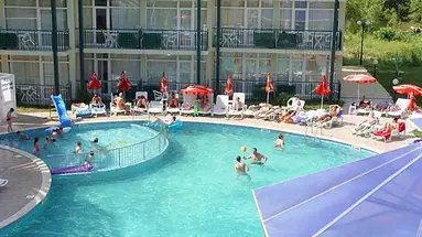 Sunny Day Club