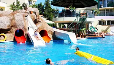 Sunny Day Club