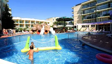 Sunny Day Club