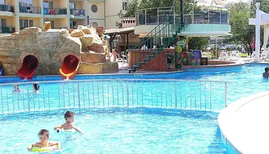 Sunny Day Club
