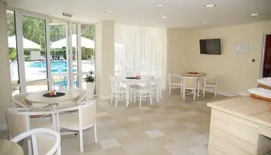 Sunny Residence