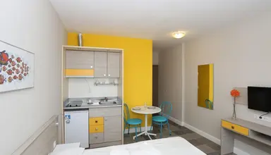Sunny Residence