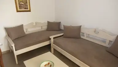 Sunny Suites