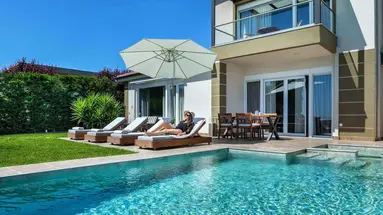 Sunny Villas