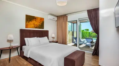 Sunny Villas
