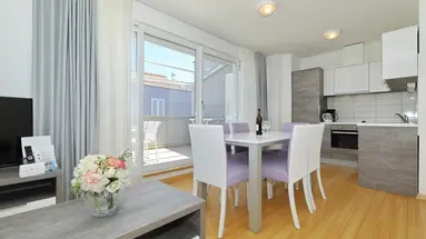 Sunnyside Apartments