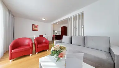 Sunnyside Apartments