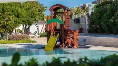 Sunnyside Apartments