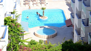 Sunpoint Suites