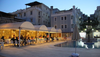 Sunpoint Suites