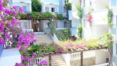Sunpoint Suites