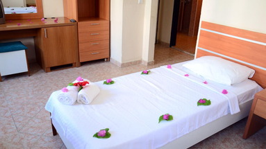 Sunpoint Suites