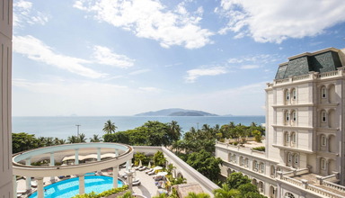 Sunrise Beach Resort