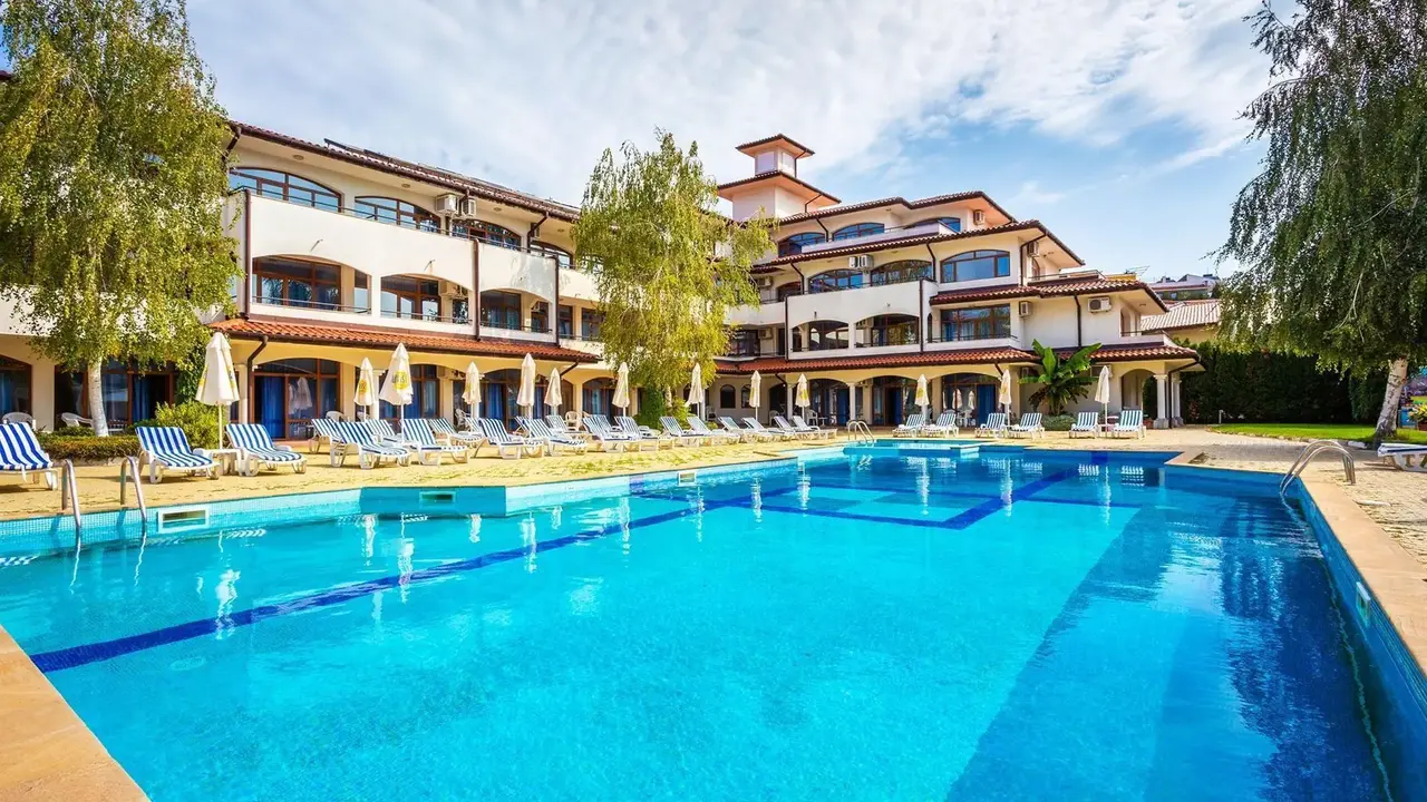 Sunrise Complex 