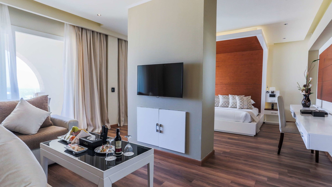 Sunrise Grand Select Montemare