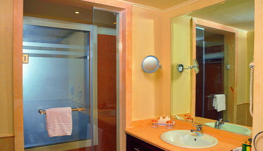 Sunrise Grand Select Montemare