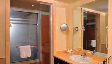 Sunrise Grand Select Montemare