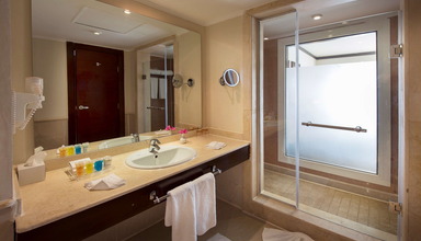 Sunrise Grand Select Montemare