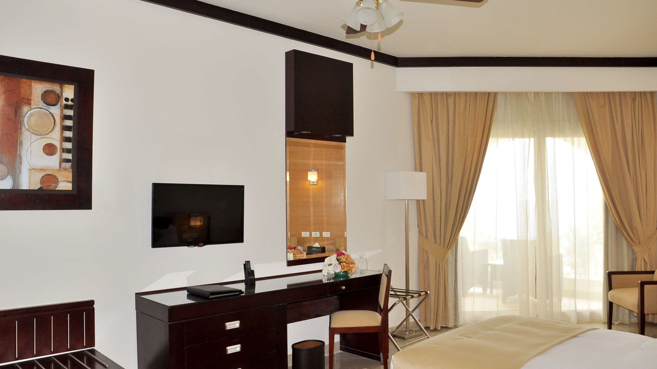 Sunrise Grand Select Montemare