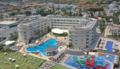 Sunrise Oasis Hotel & Waterpark