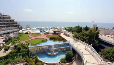 Sunrise Queen Luxury Resort & SPA