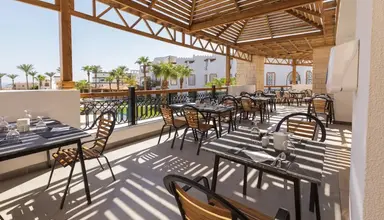 Sunrise Remal Resort