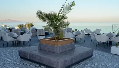 Sunrise Select Diamond Beach Resort