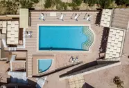 Sunrise Suites