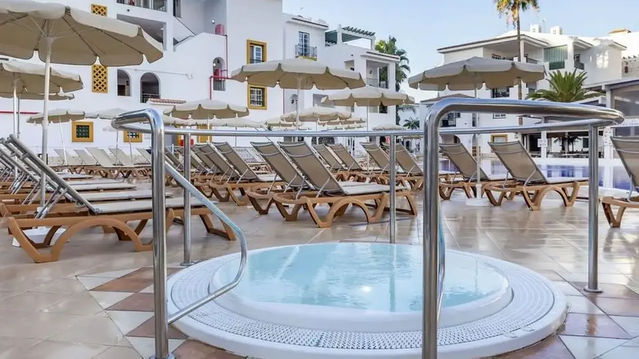 Sunset Harbour Club
