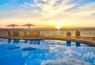 Sunset Plaza (Puerto Vallarte)