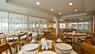 Sunshine Hotel & Residences