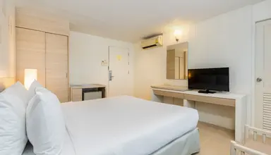Sunshine Hotel & Residences