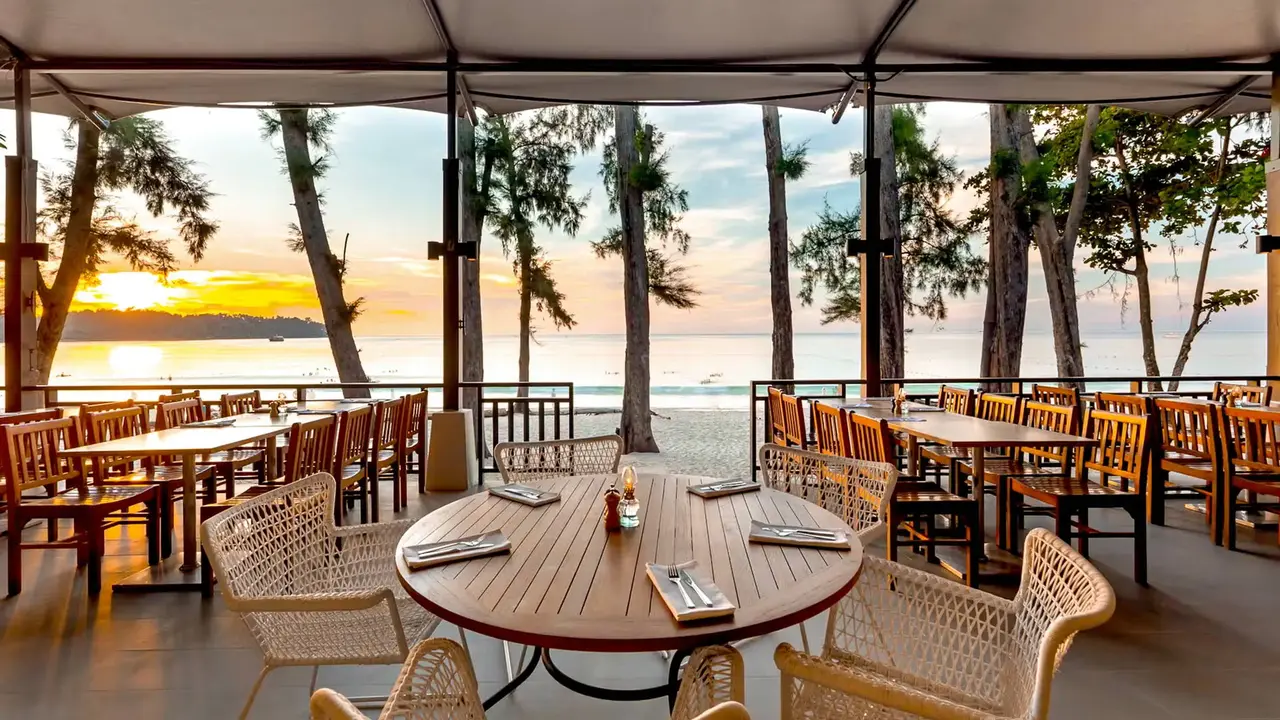 Sunwing Bangtao Beach