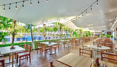 Sunwing Kamala Beach