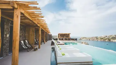 Super Paradise Suites