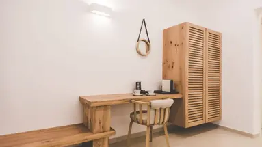 Super Paradise Suites