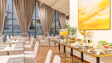 SureStay by Best Western Iconic Ari Jatujak