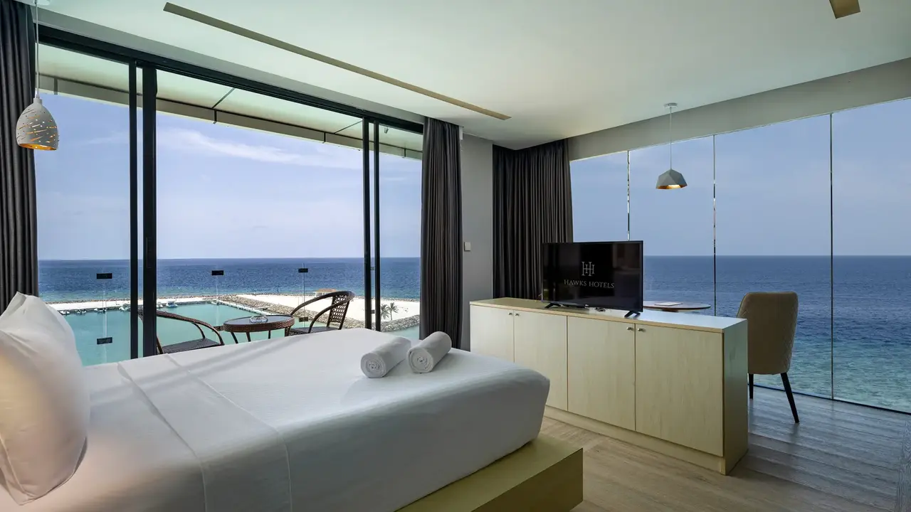 Swarn by Hawks Hotel Kamadhoo Baa Atoll