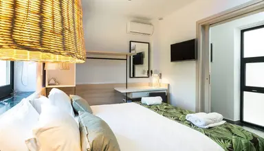 T Hotel Premium Suites