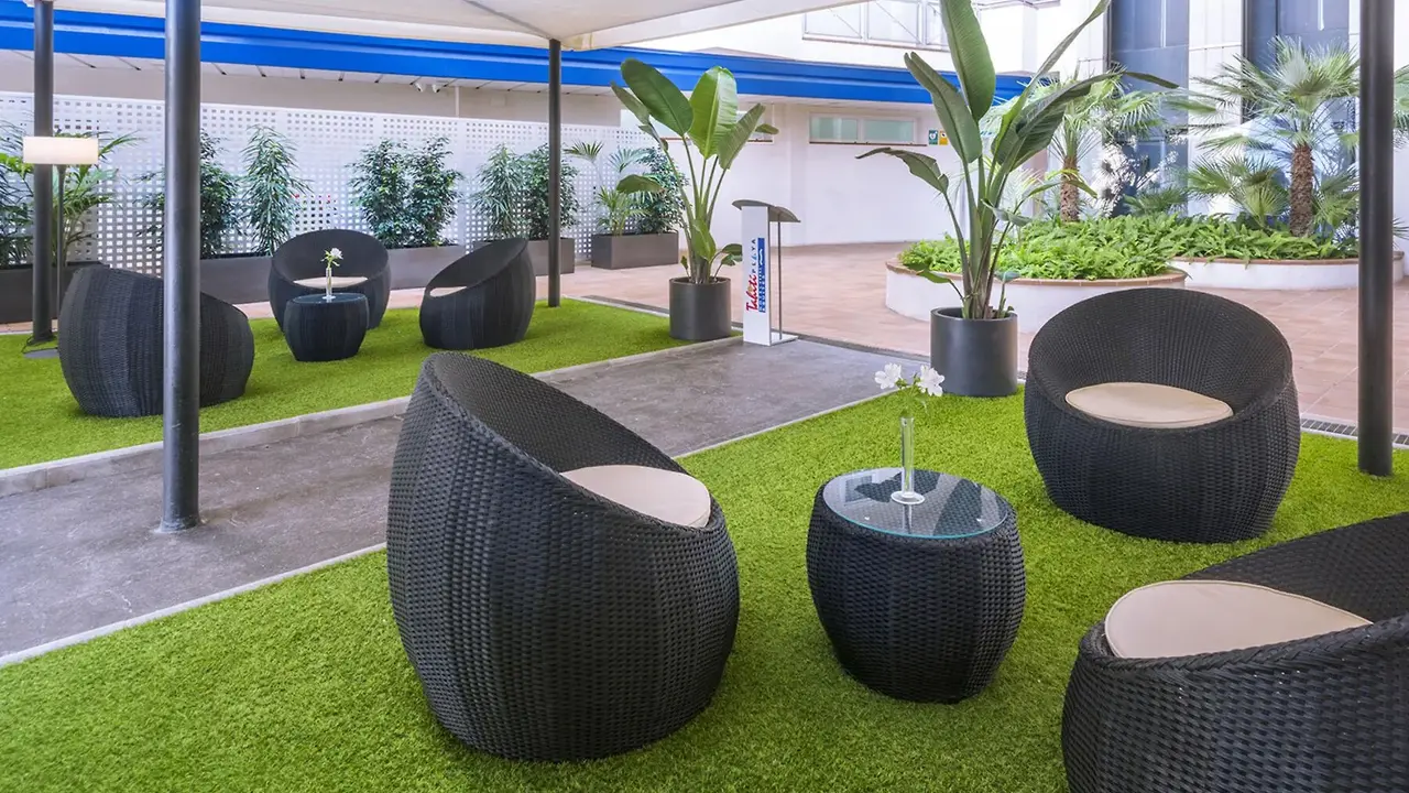 Tahiti Playa Suites