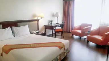 Tai Pan (Bangkok)