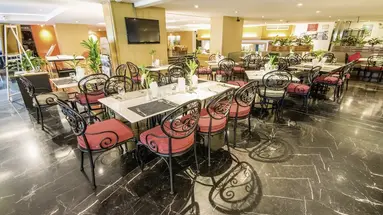 Tai Pan (Bangkok)